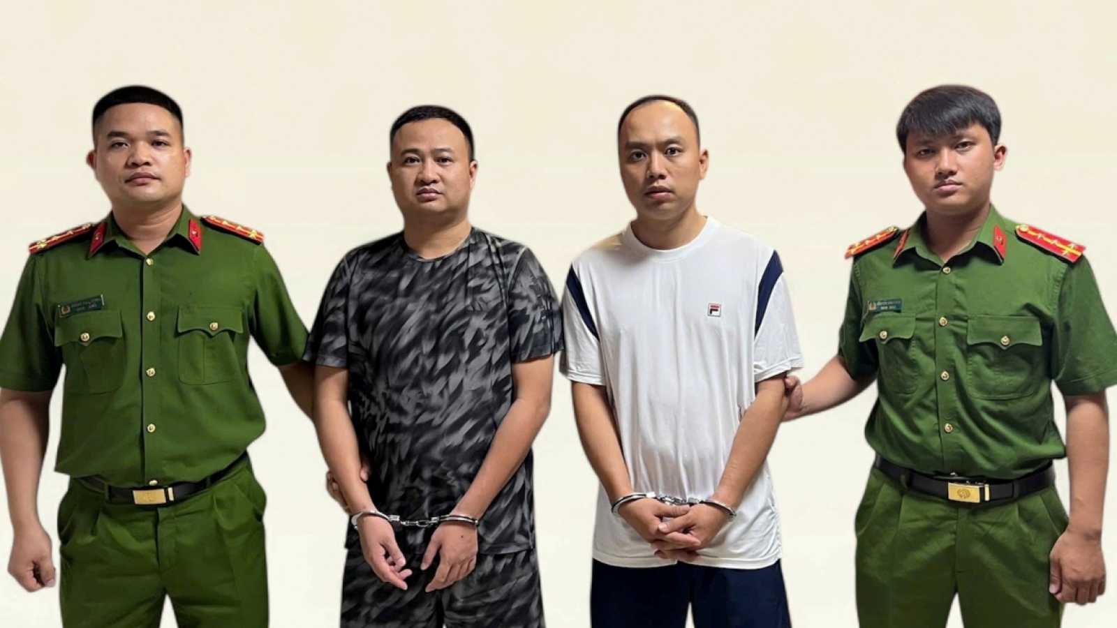 Nóng 24h ngày 12/8: Núp bóng doanh nghiệp để hoạt động kinh doanh phạm pháp