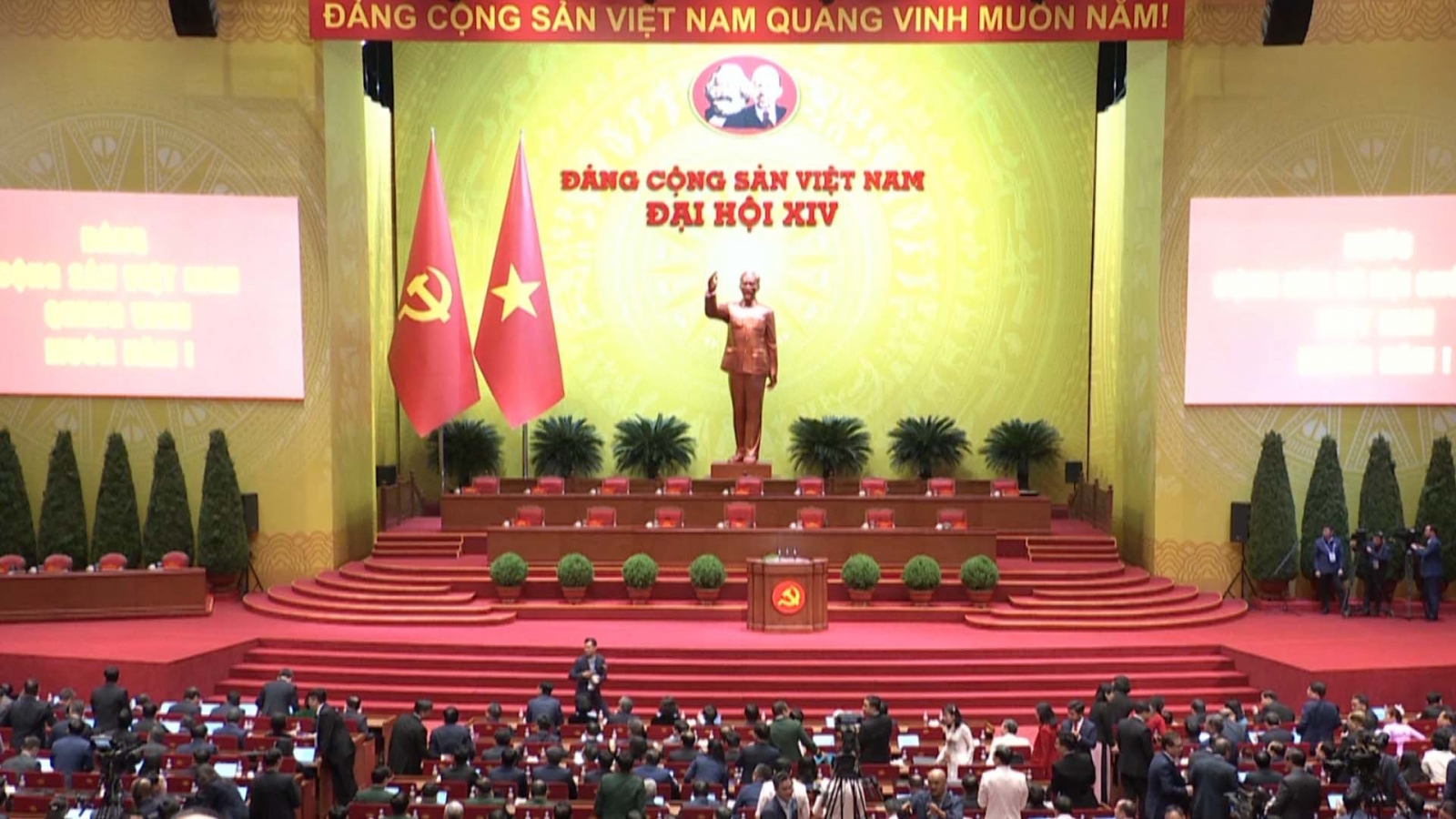 "Đột phá" chiến lược từ Đại hội XIV để hiện thực hóa khát vọng hùng cường