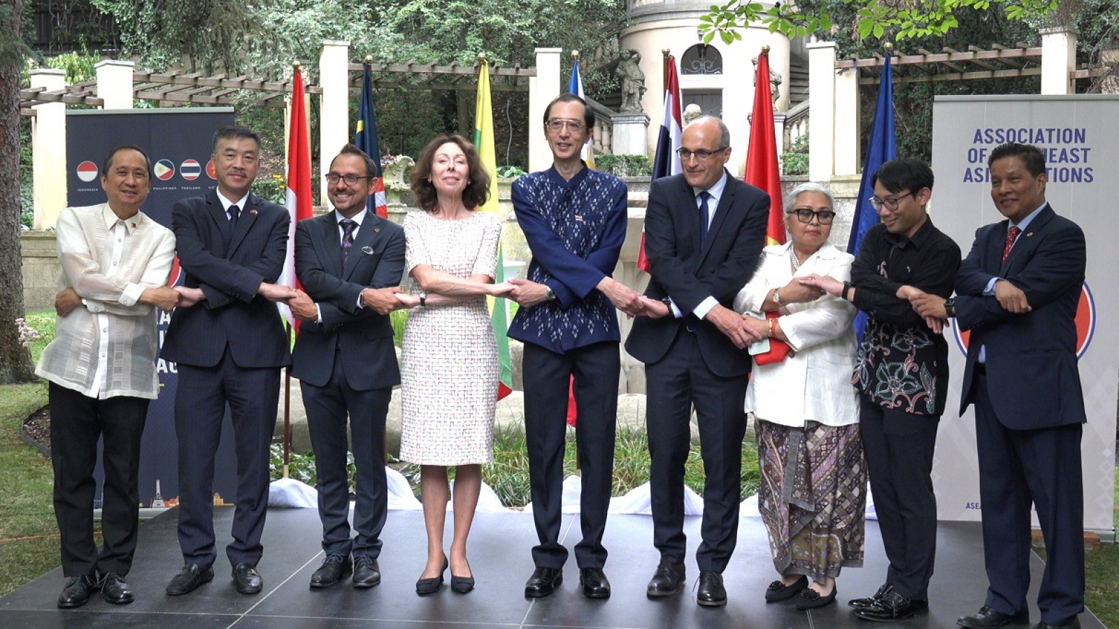Ngày gia đình ASEAN tại Séc: Lan tỏa tinh thần đoàn kết và hợp tác khu vực
