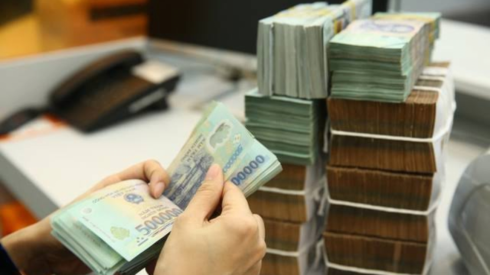 Tổ chức tín dụng được trích tối đa 40% vào quỹ đầu tư phát triển