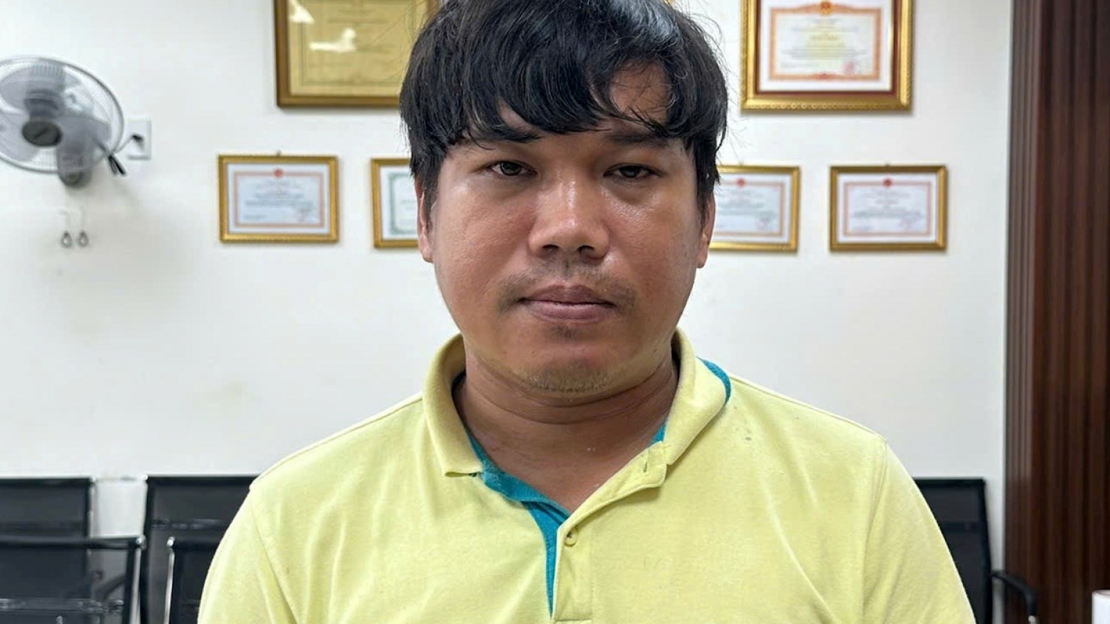 Bắt giữ đối tượng truy nã đặc biệt nguy hiểm về tội lừa đảo chiếm đoạt tài sản