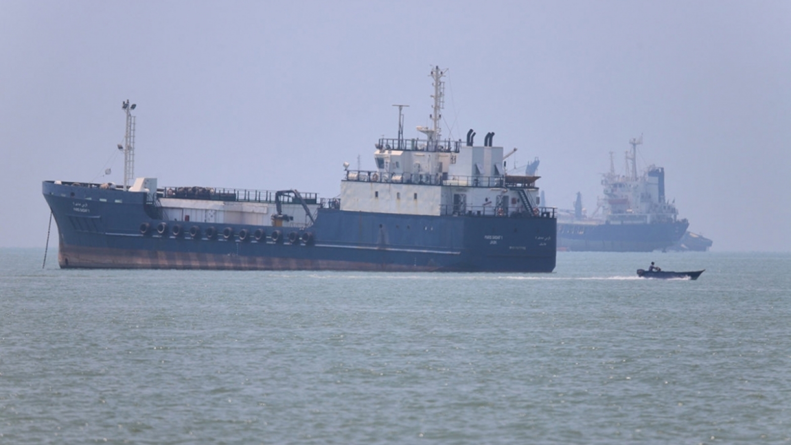 Iran và Oman gần đạt thỏa thuận mới về eo biển Hormuz