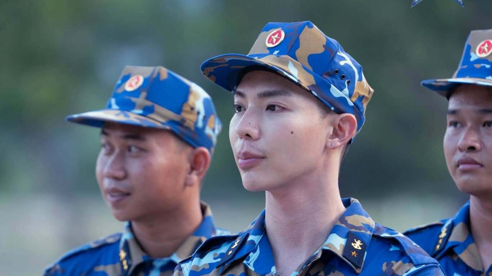 Bị phản ứng sau Sao nhập ngũ, Erik công khai xin lỗi khán giả