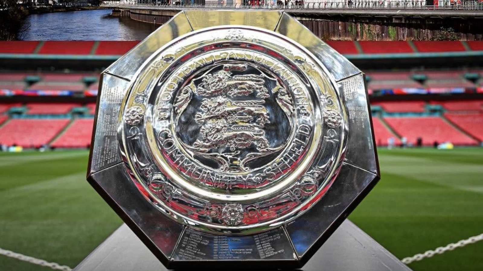 Lịch thi đấu và trực tiếp Siêu Cúp Anh 2026: Arsenal so tài Man City