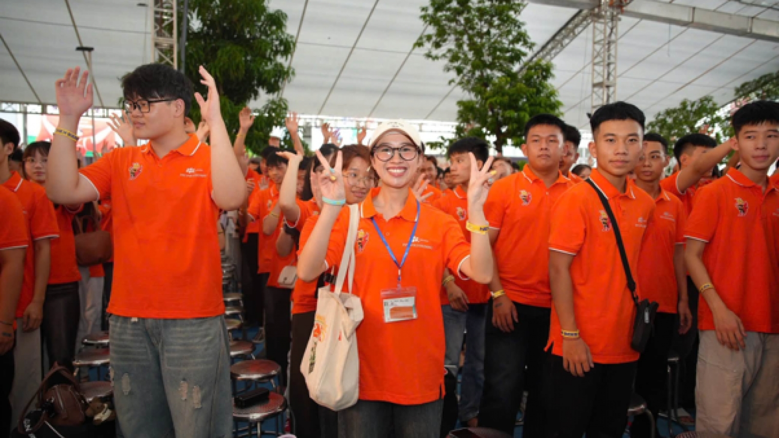 Rạng rỡ nụ cười tân sinh viên FPT Polytechnic: Trải nghiệm giá trị ngày “nhập ngũ”