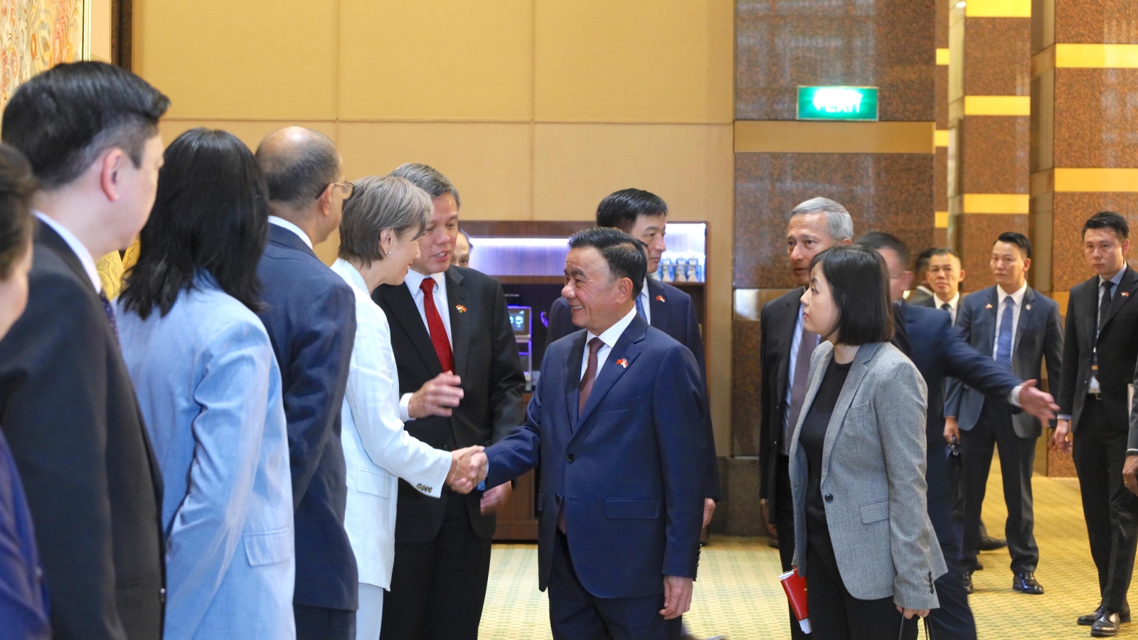 Thường trực Ban Bí thư thăm chính thức Singapore và đồng chủ trì Đối thoại Chiến lược