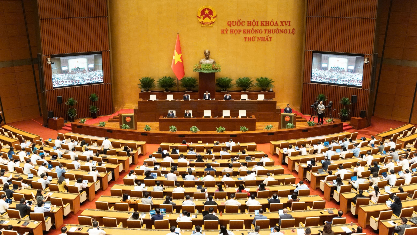 Hôm nay (24/8), Quốc hội biểu quyết thông qua hàng loạt dự án luật quan trọng