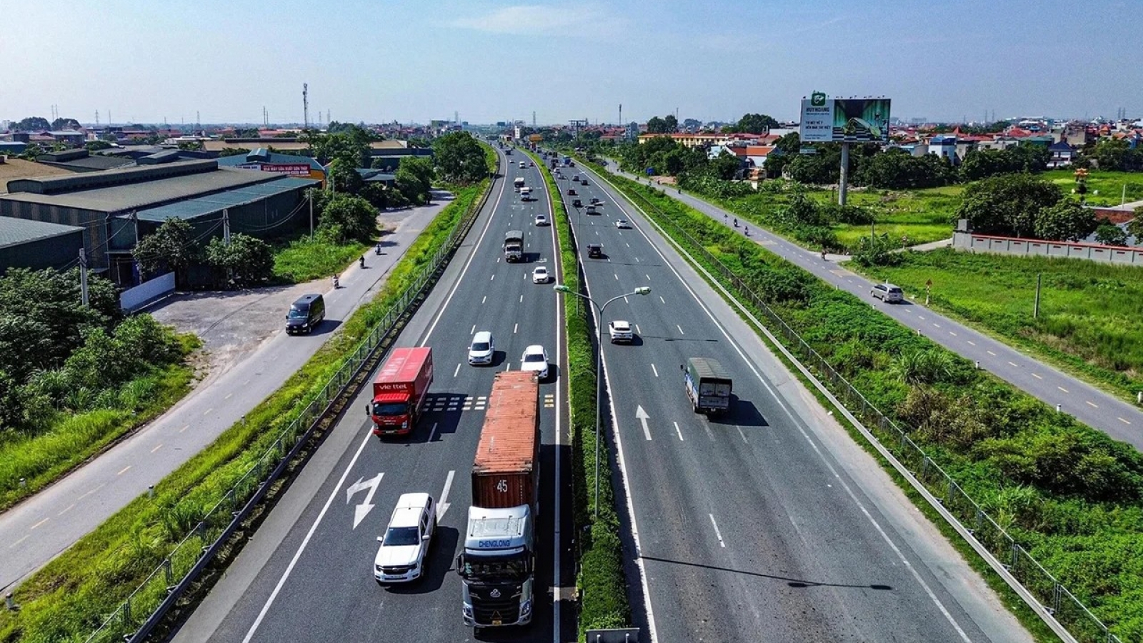 Xử phạt vi phạm khoảng cách an toàn trên cao tốc: Đề xuất nhắc nhở thời gian đầu