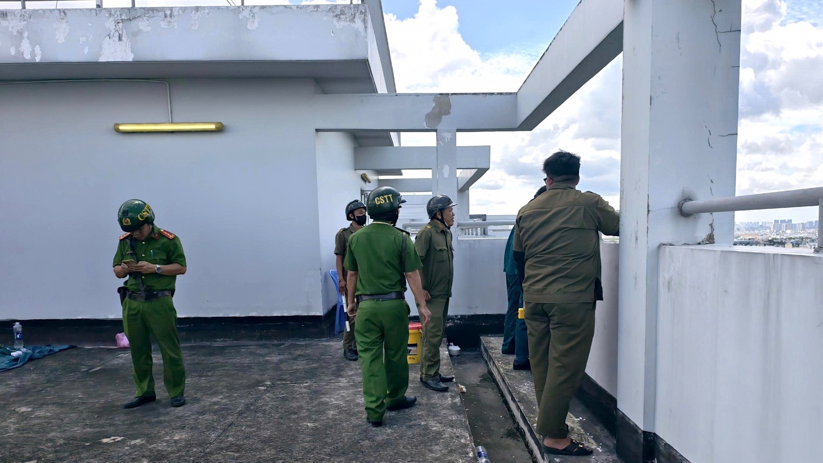 Lập trạm quan sát tại “điểm nóng” thả diều gần sân bay Tân Sơn Nhất