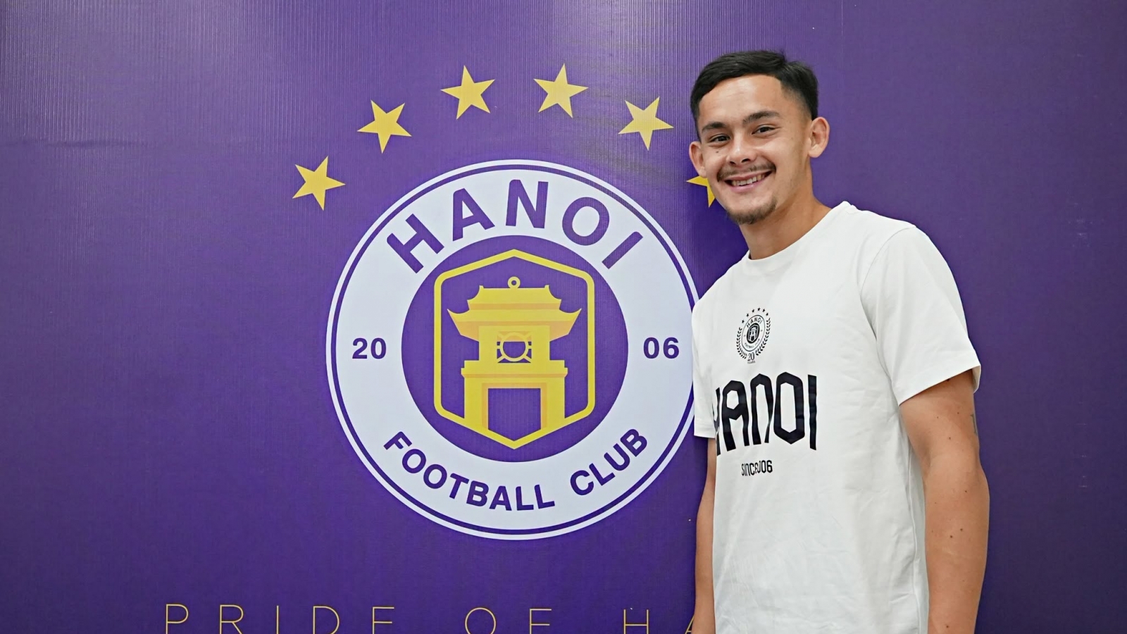 Chuyển nhượng V-League 2026/2027: Tiền đạo Việt kiều gia nhập Hà Nội FC