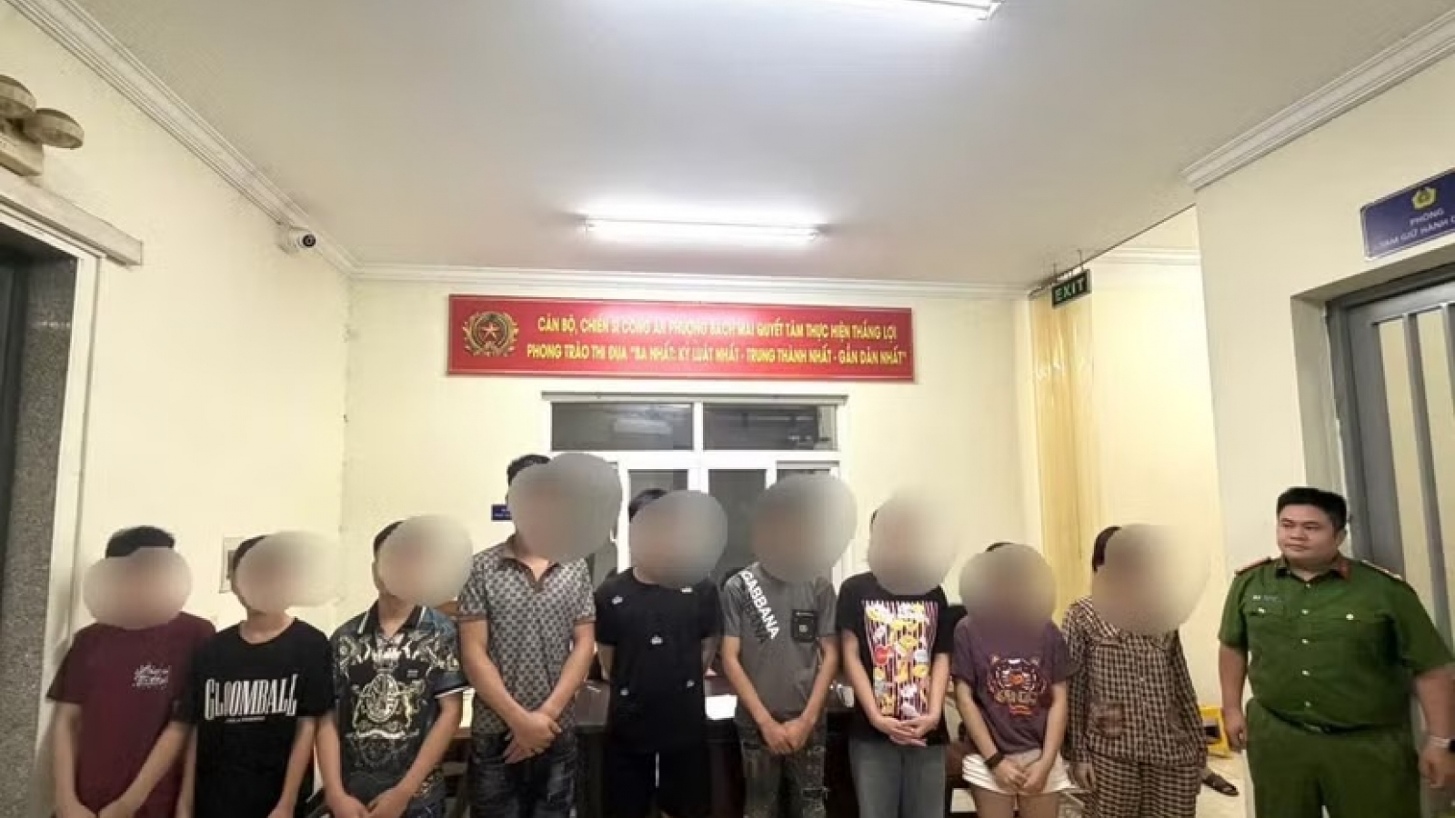 Xác định 5 đối tượng xô xát, gây rối trên đường Đại Cồ Việt, Hà Nội