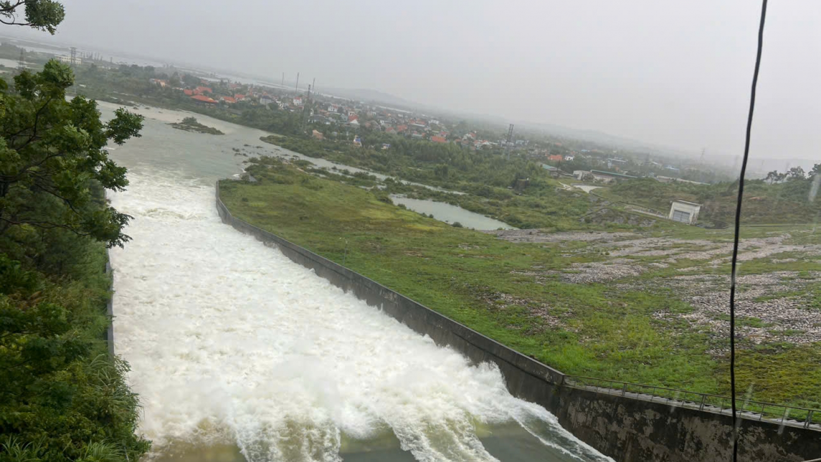 Quảng Ninh chủ động xả hồ Yên Lập đón lũ