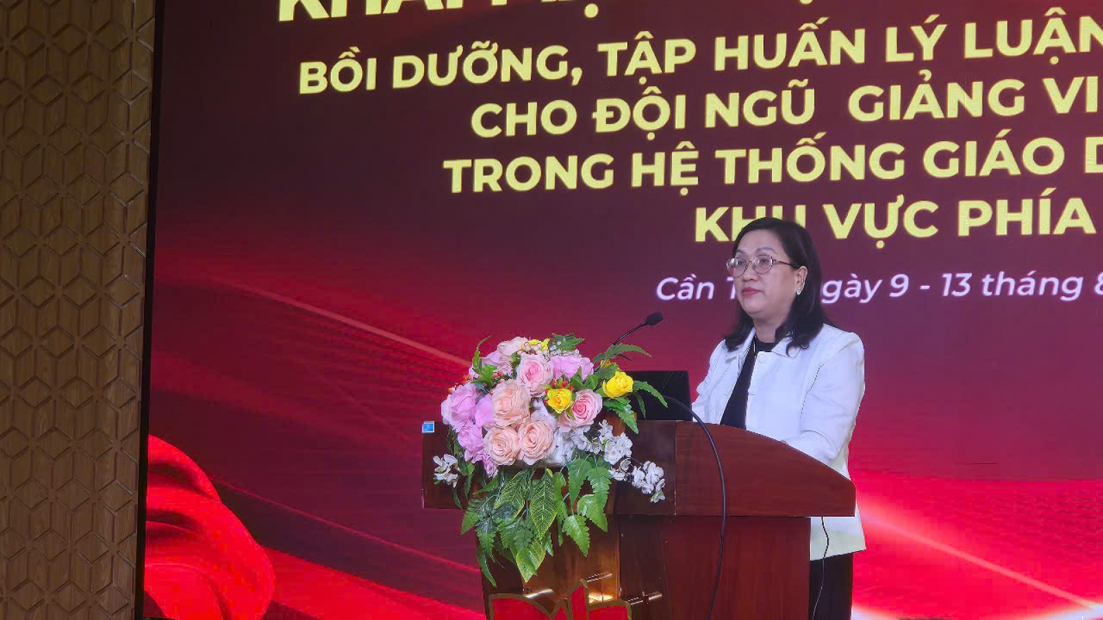Hội nghị toàn quốc bồi dưỡng, tập huấn lý luận chính trị cho đội ngũ giảng viên, giáo viên