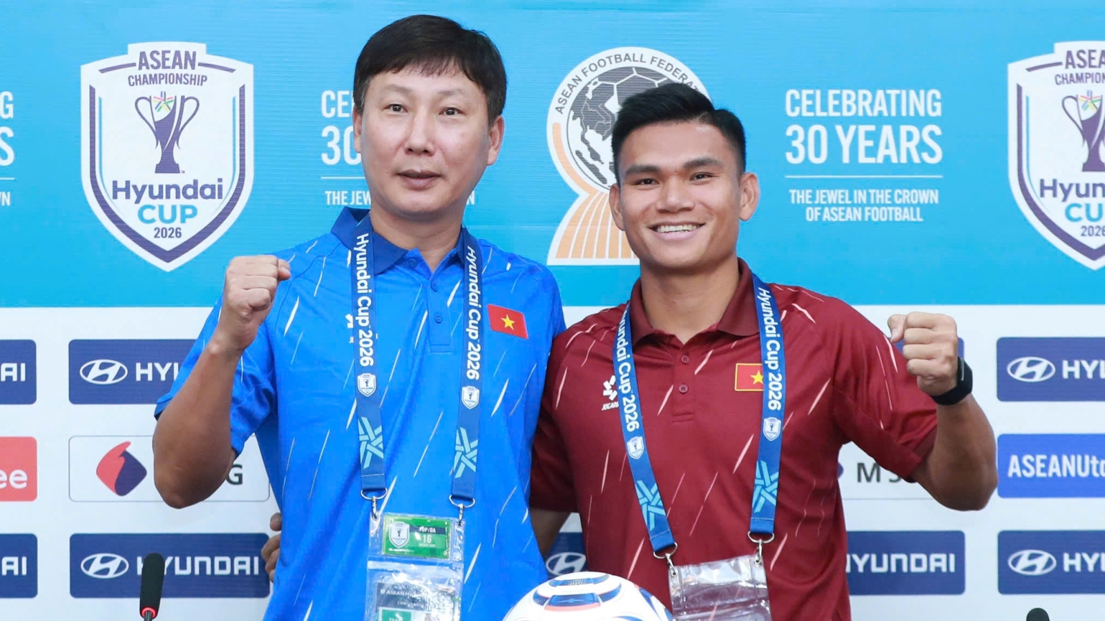 Toàn cảnh: Họp báo trước trận đấu ĐT Việt Nam vs ĐT Malaysia