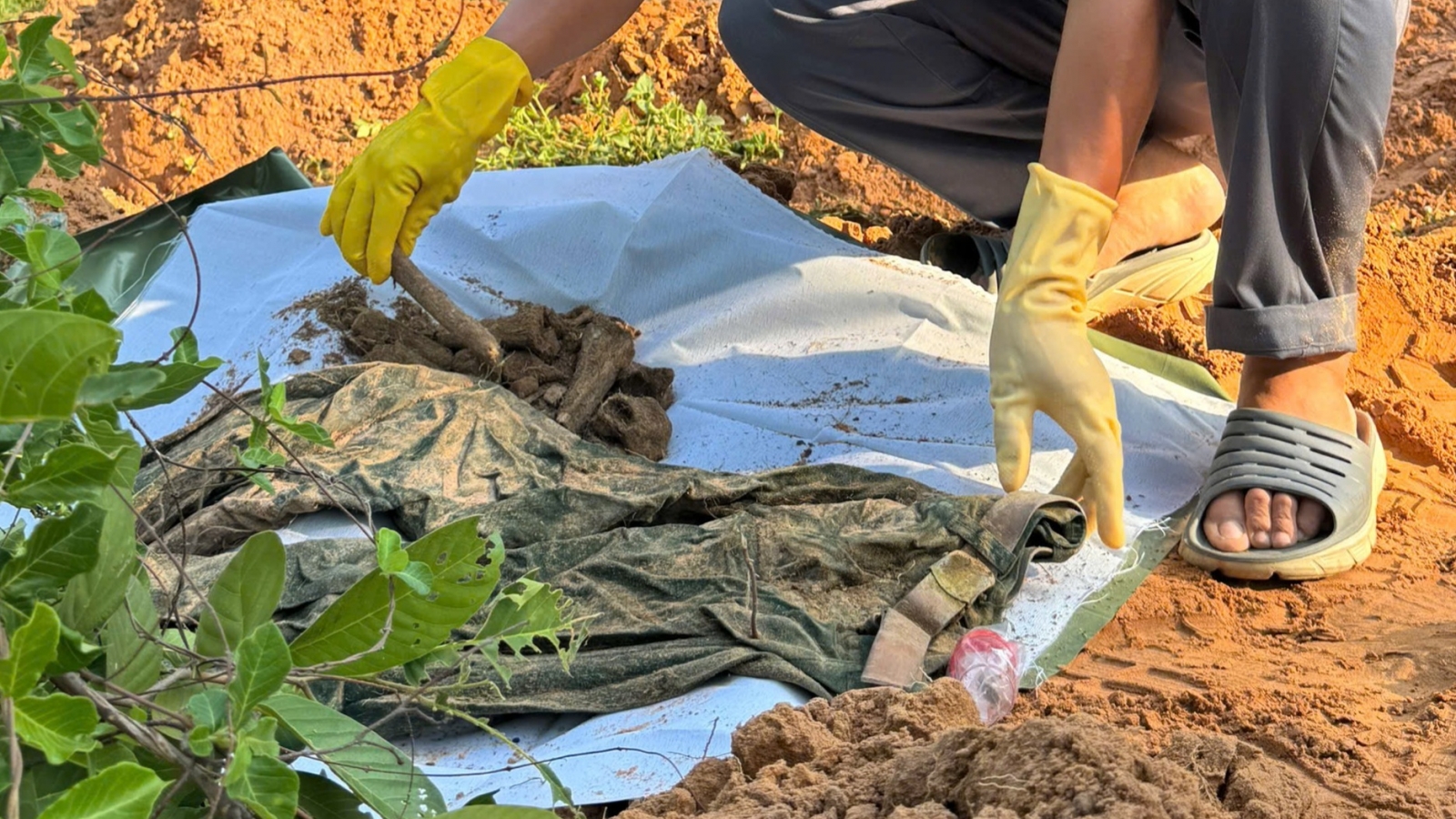 Tây Ninh phát hiện thêm 2 hài cốt liệt sĩ tại An Tịnh