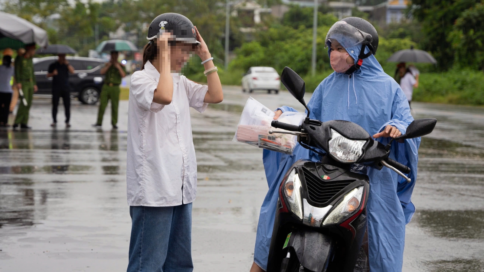 Đề Văn thi lại Tuyên Quang: “mềm” nhưng không dễ hơn lần 1?
