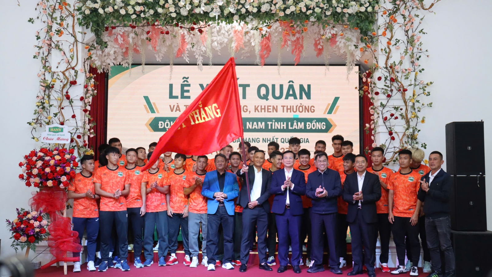 Lâm Đồng xuất quân dự Giải bóng đá hạng Nhất Quốc gia sau 14 năm