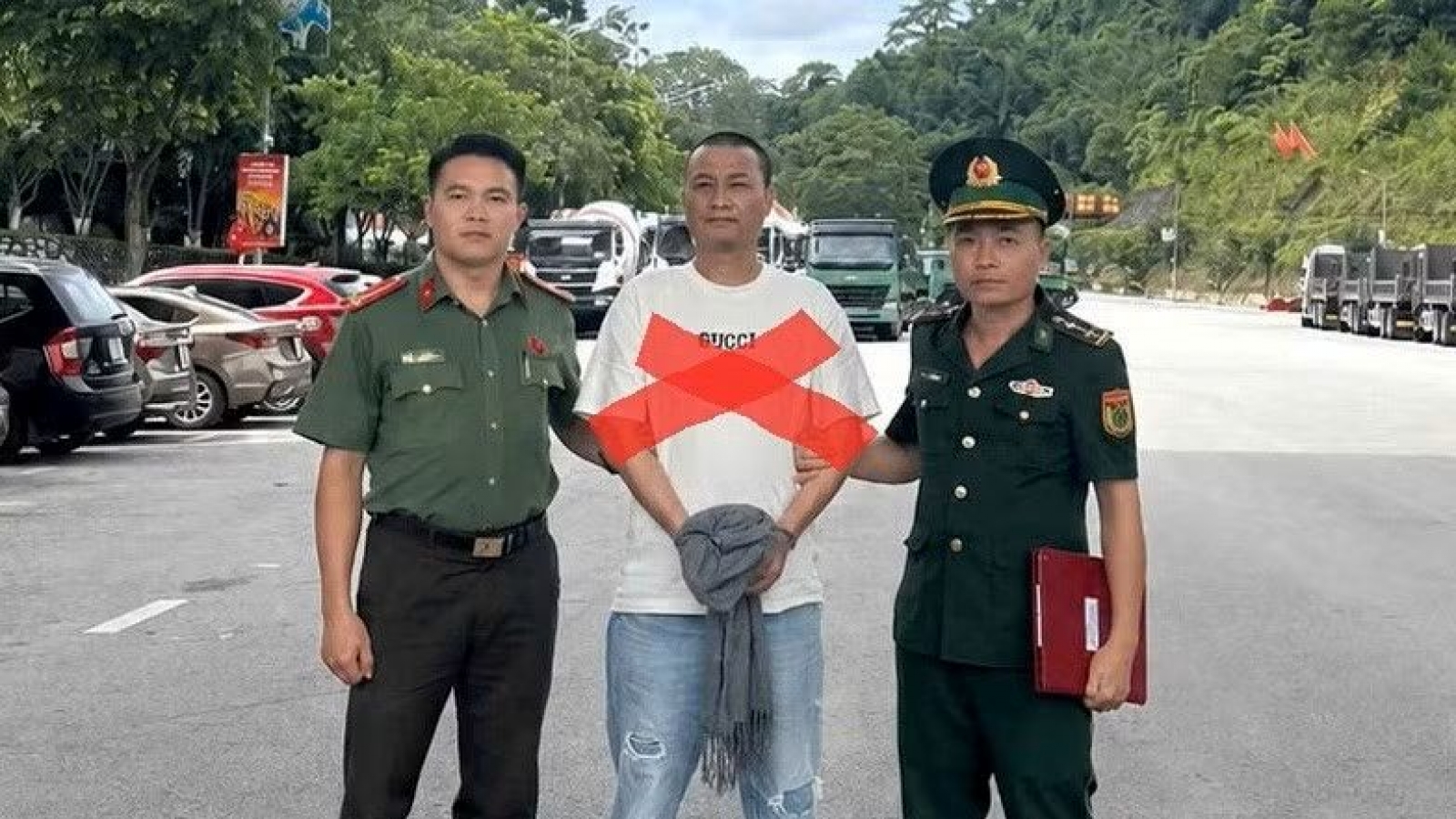 Hai Phong City police arrest Chinese VAT fraud fugitive for deportation