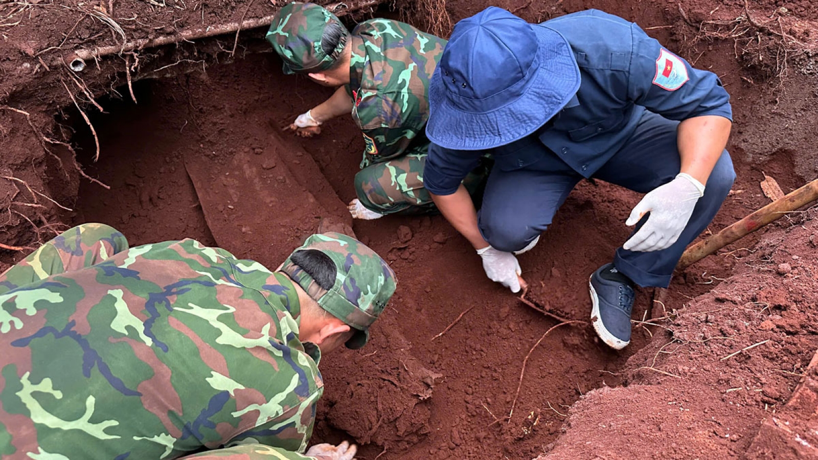 Ngày đầu thực hiện nhiệm vụ, Đội K76 tìm thấy 1 hài cốt liệt sĩ ở Đồng Nai