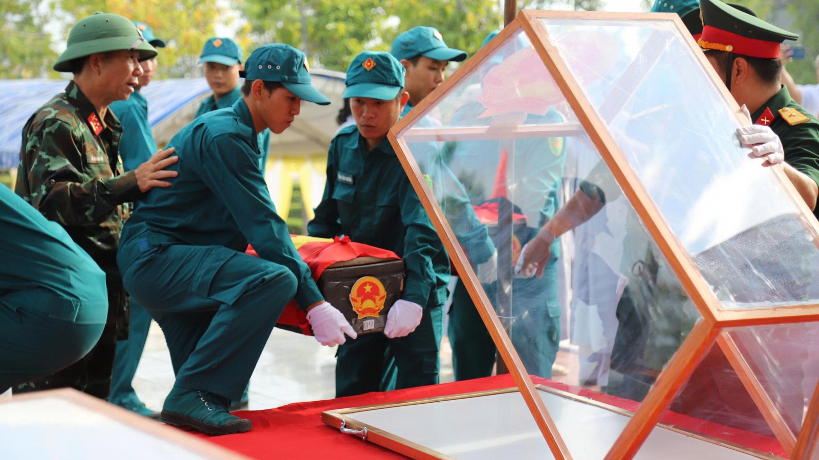 Tìm thấy 13 bộ hài cốt liệt sĩ tại Thành cổ Diên Khánh