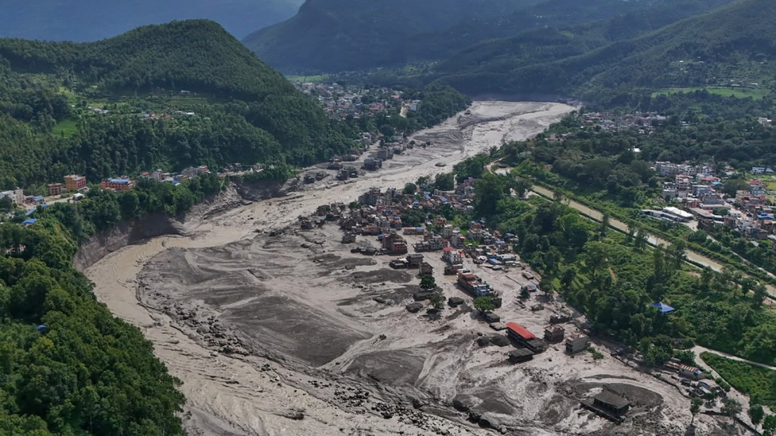 Vì sao có nhiều người nước ngoài mất tích trong lũ quét Nepal?