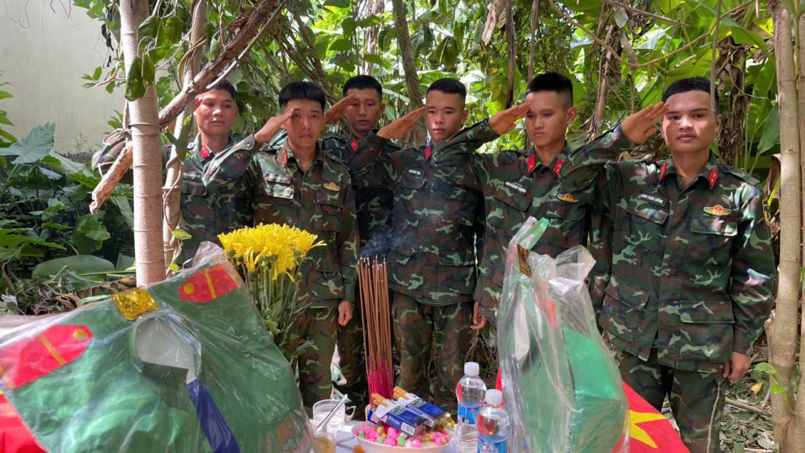 Tìm thấy hài cốt 2 liệt sĩ ở Đà Nẵng từ thông tin nhân dân cung cấp