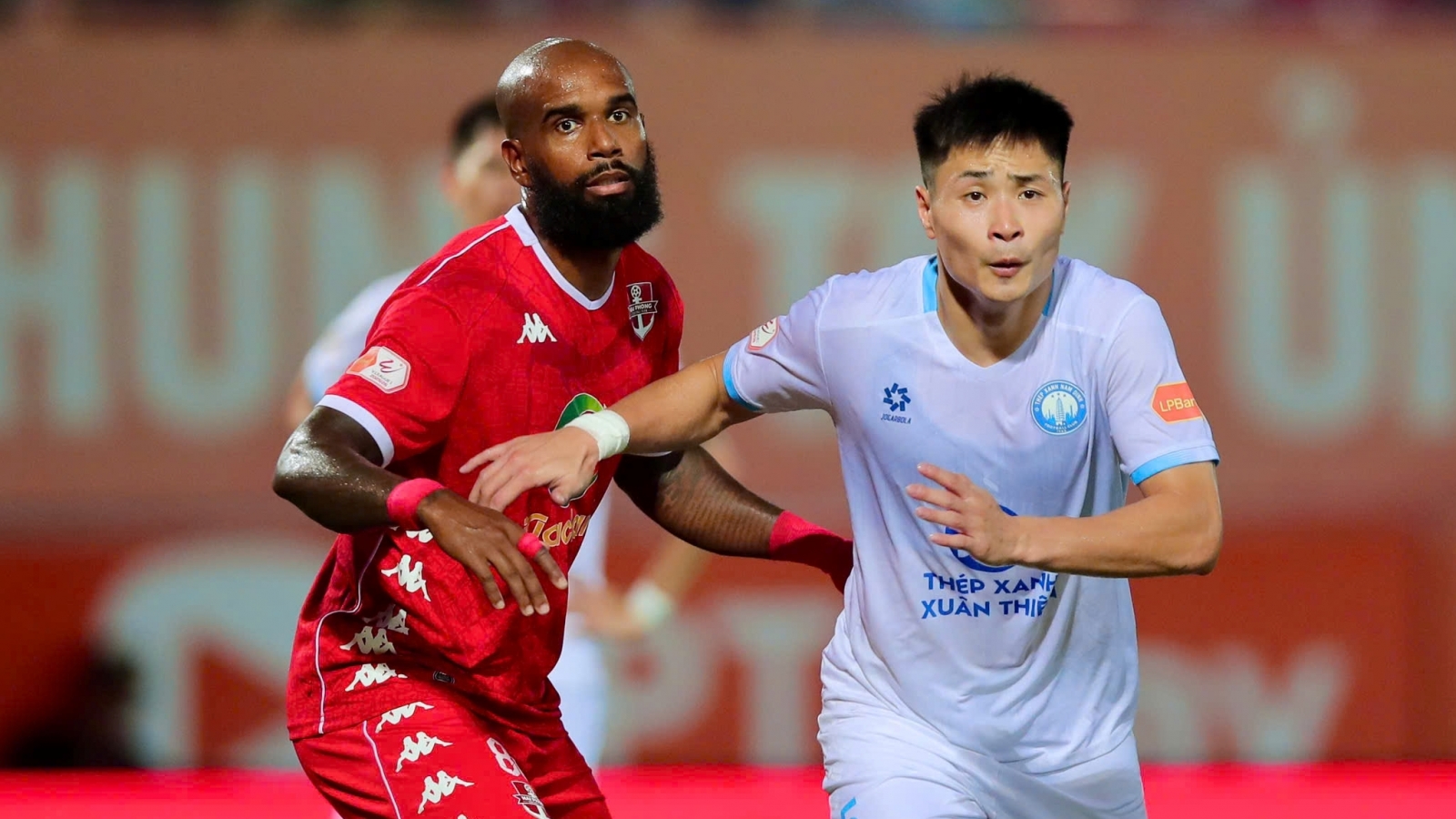 Chuyển nhượng V-League 2026/27: “Siêu ngoại binh” Brazil cập bến CLB Hà Tĩnh