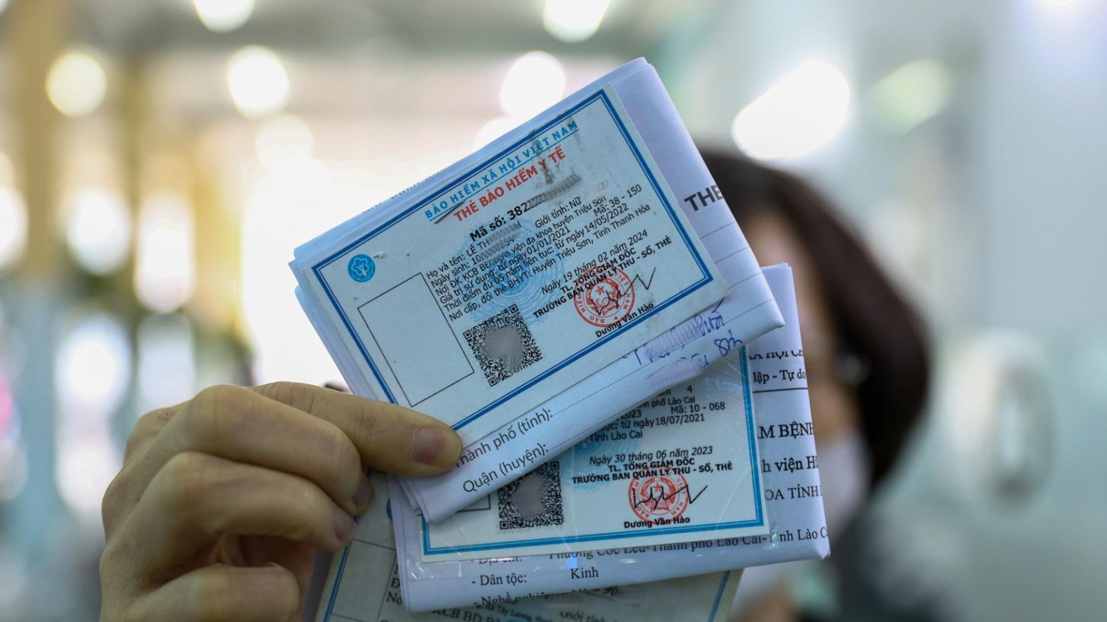 Chấn chỉnh việc người bệnh có BHYT không khám dịch vụ vẫn phải nộp thêm tiền