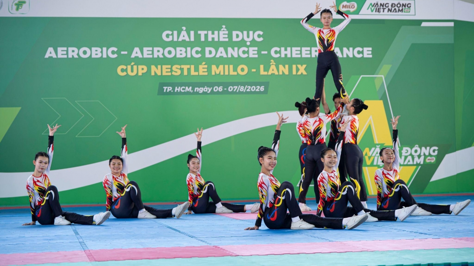 Sân chơi học đường giúp học sinh rèn kỹ năng sống qua từng bước nhảy