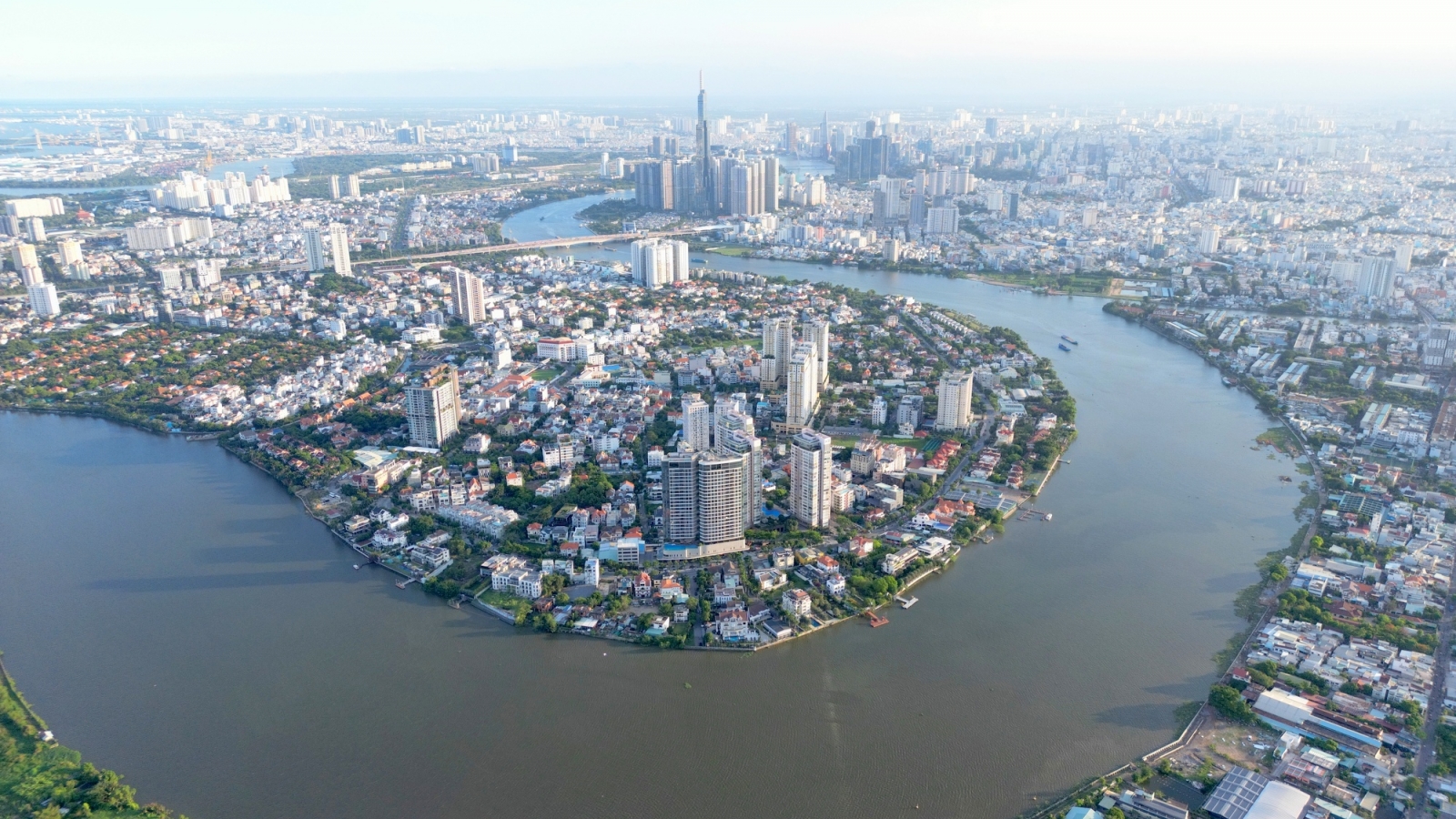 TP.HCM: Doanh nghiệp “chết” nhiều hơn “sinh” ảnh hưởng tăng trưởng 2 con số