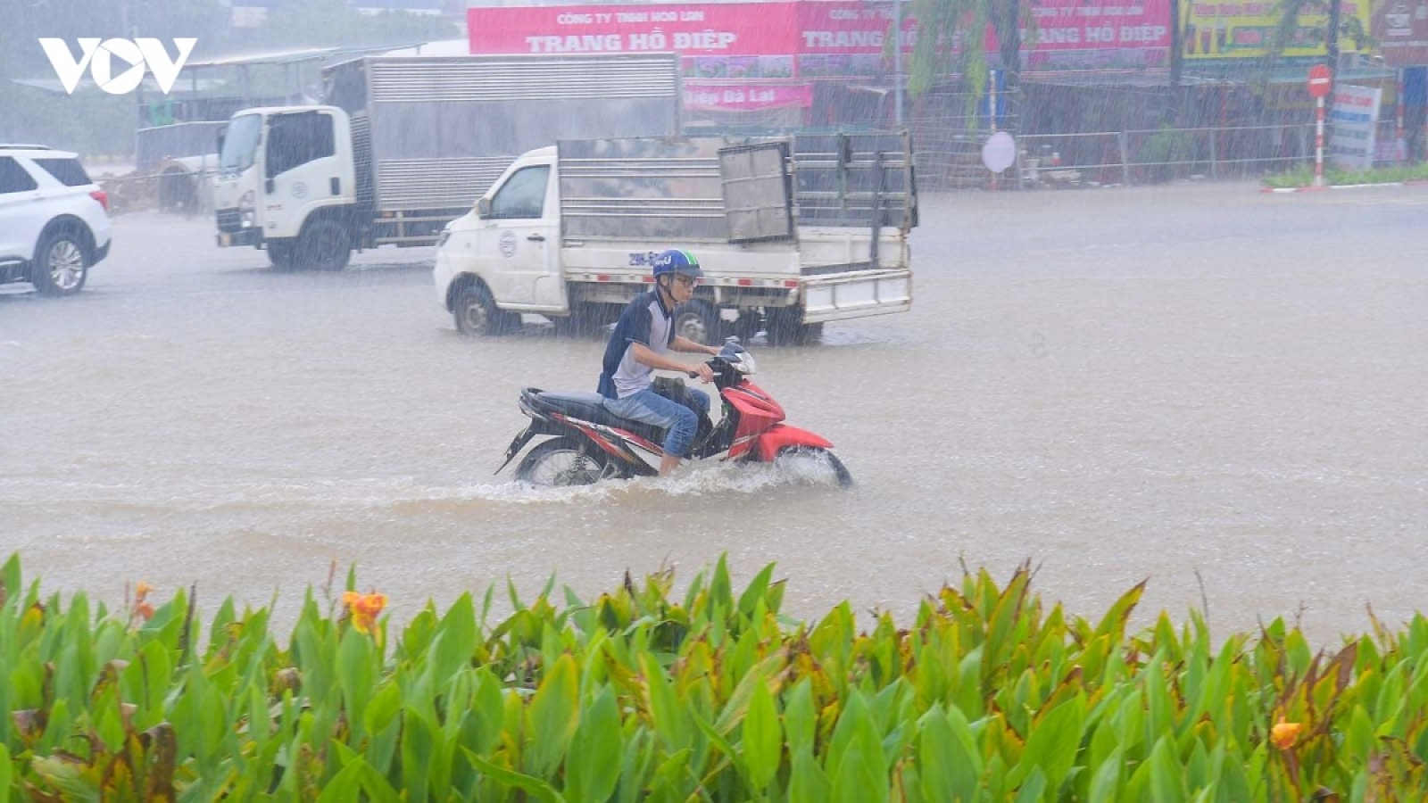Bắc Bộ và Bắc Trung Bộ chuẩn bị hứng chịu đợt mưa lớn, có nơi lên trên 400mm