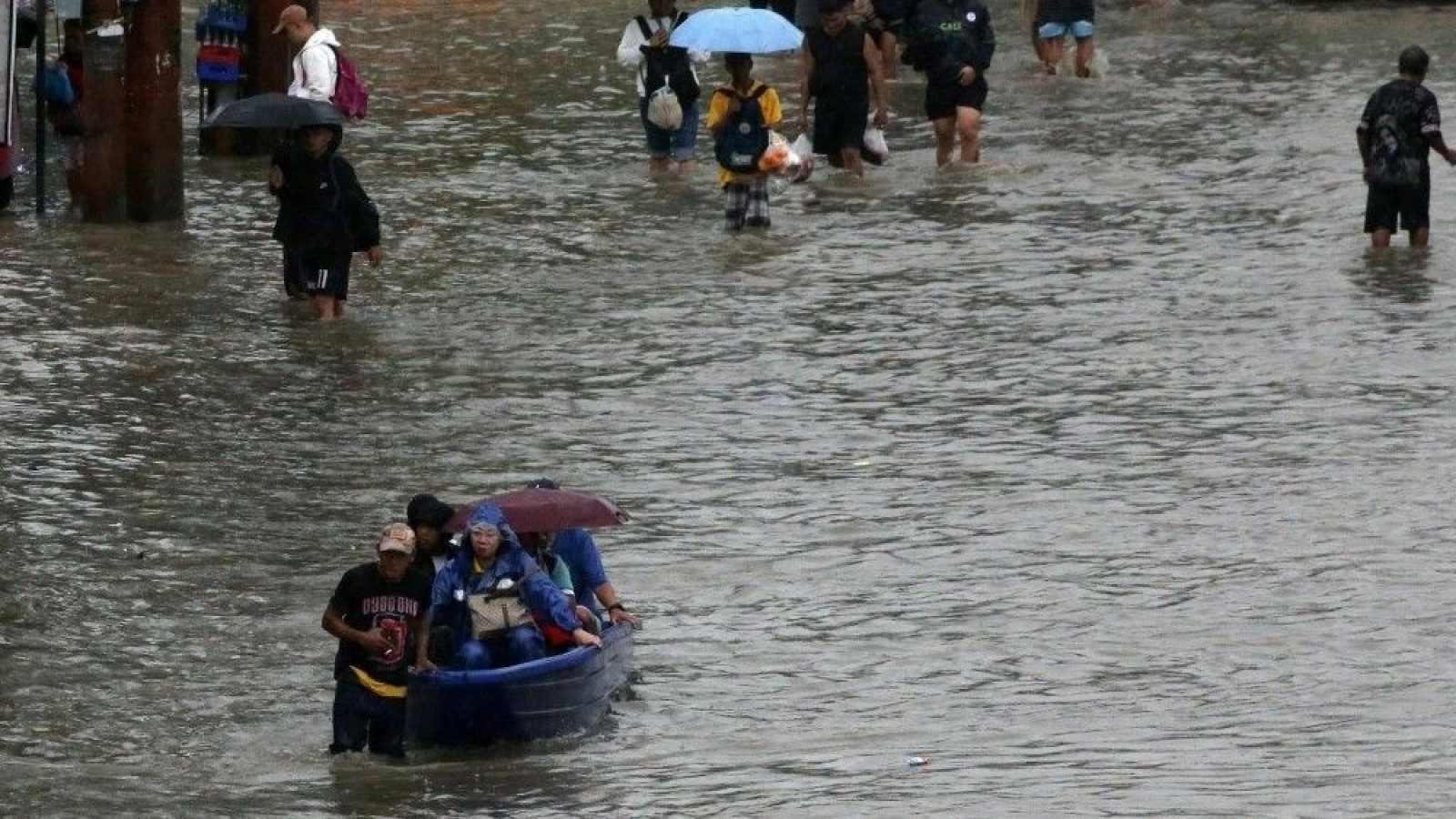 Lũ lụt và sạt lở đất ở Philippines làm hơn 30 người thiệt mạng