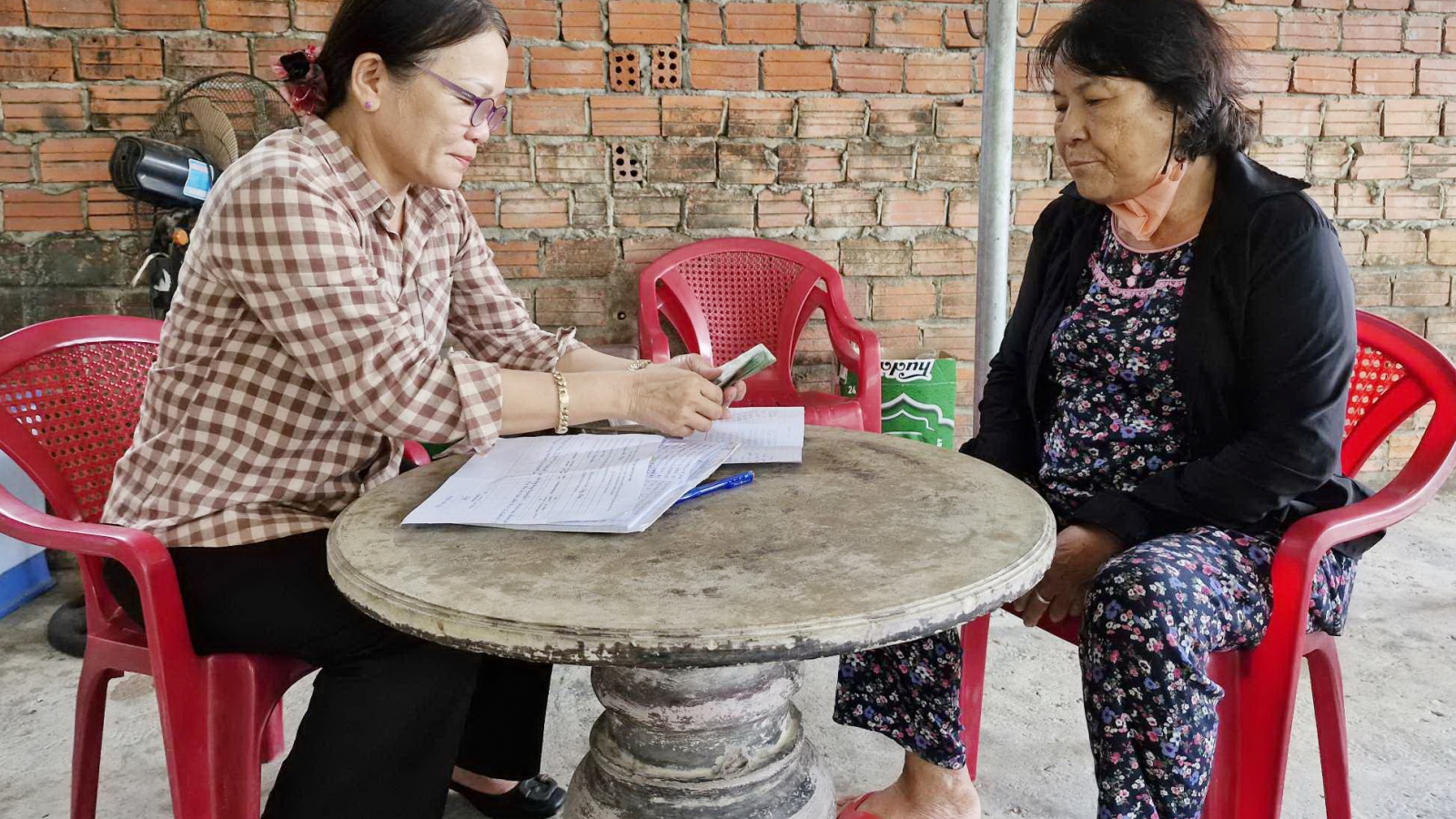 Đà Nẵng hỗ trợ thêm tiền đóng BHXH tự nguyện cho người dân