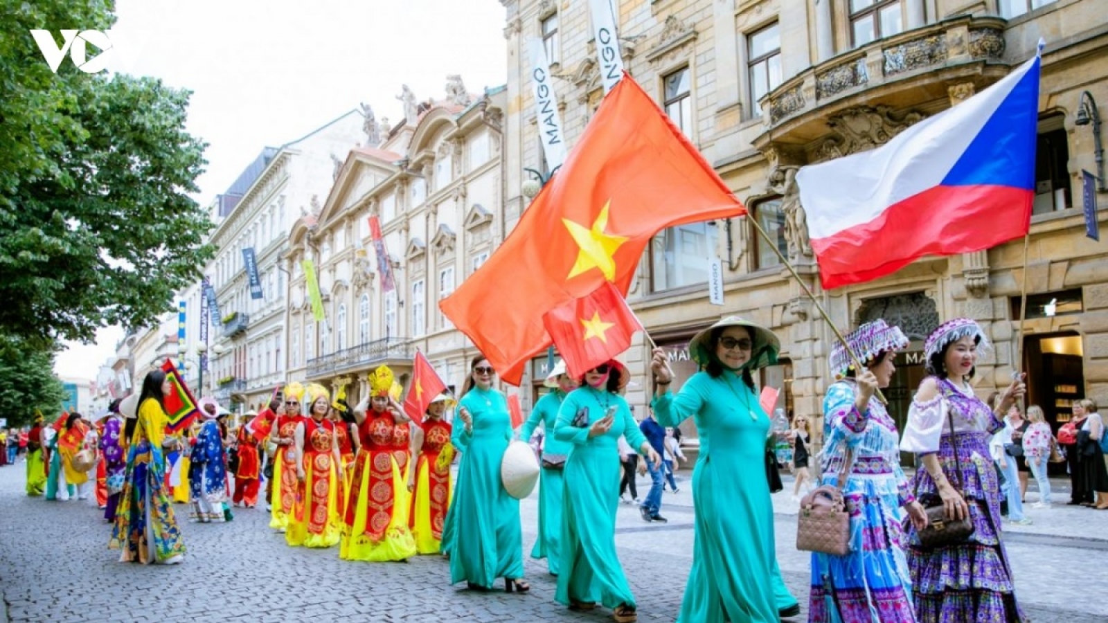 Cơ quan đại diện ở nước ngoài phải là "bộ cảm biến" chiến lược của đất nước