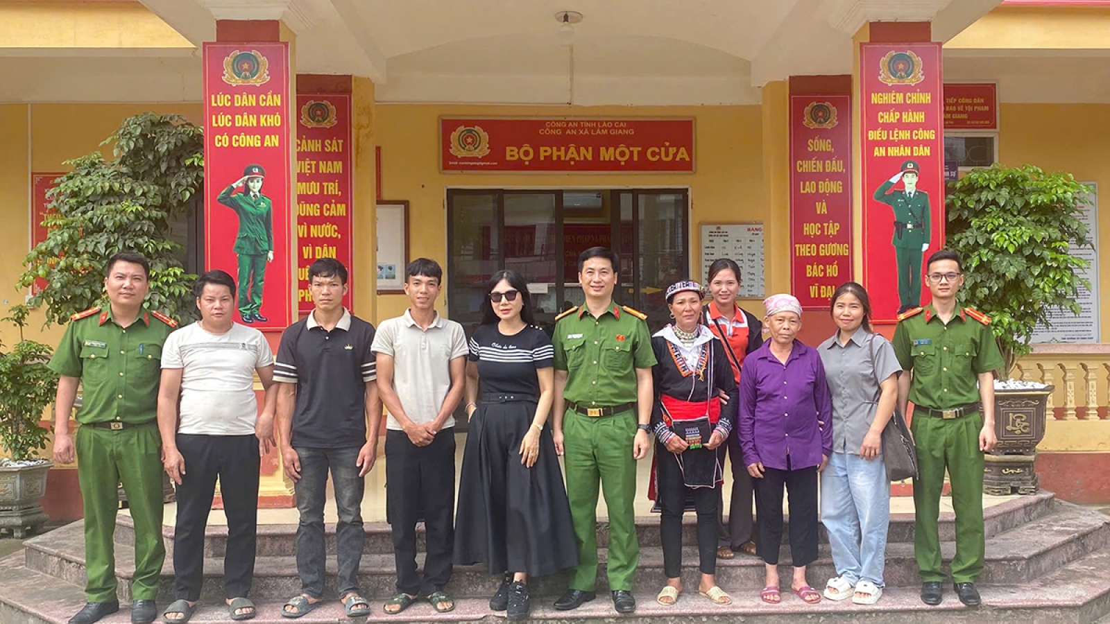 Công an xã ở Lào Cai giúp người dân tìm lại thân nhân sau 48 năm thất lạc