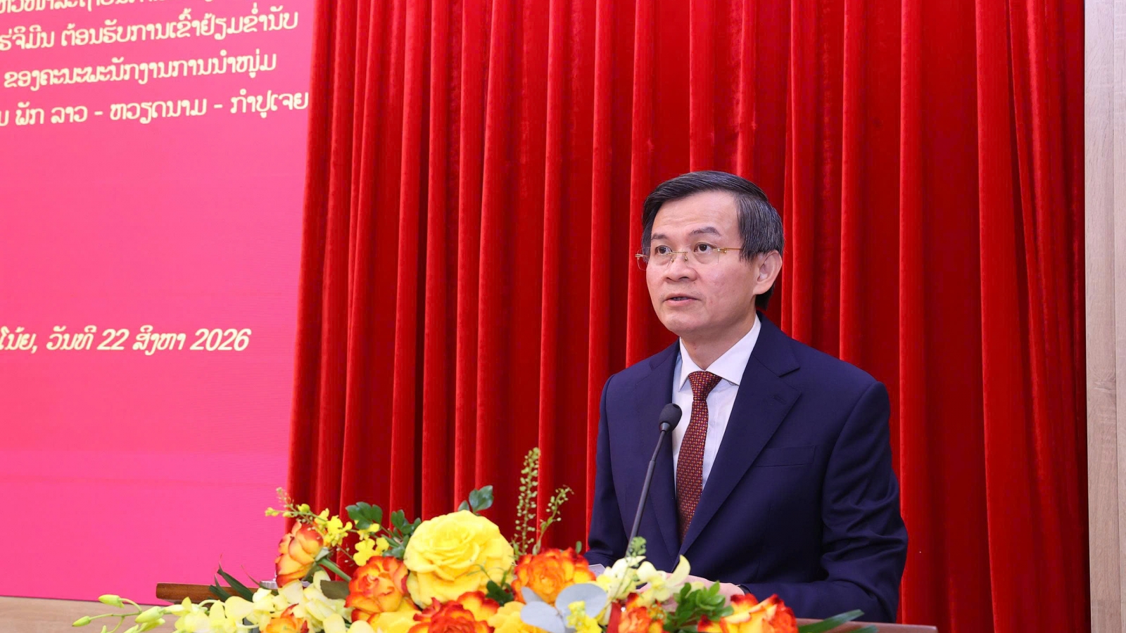 Giám đốc Học viện Chính trị quốc gia Hồ Chí Minh tiếp Đoàn lãnh đạo trẻ ba Đảng Việt Nam-Lào-Campuchia