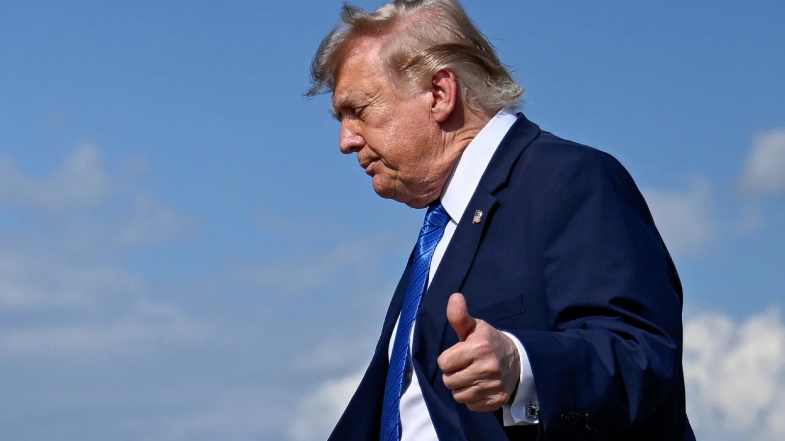 Ông Trump tuyên bố Mỹ tạm hủy kế hoạch tấn công Iran, chờ đạt thỏa thuận