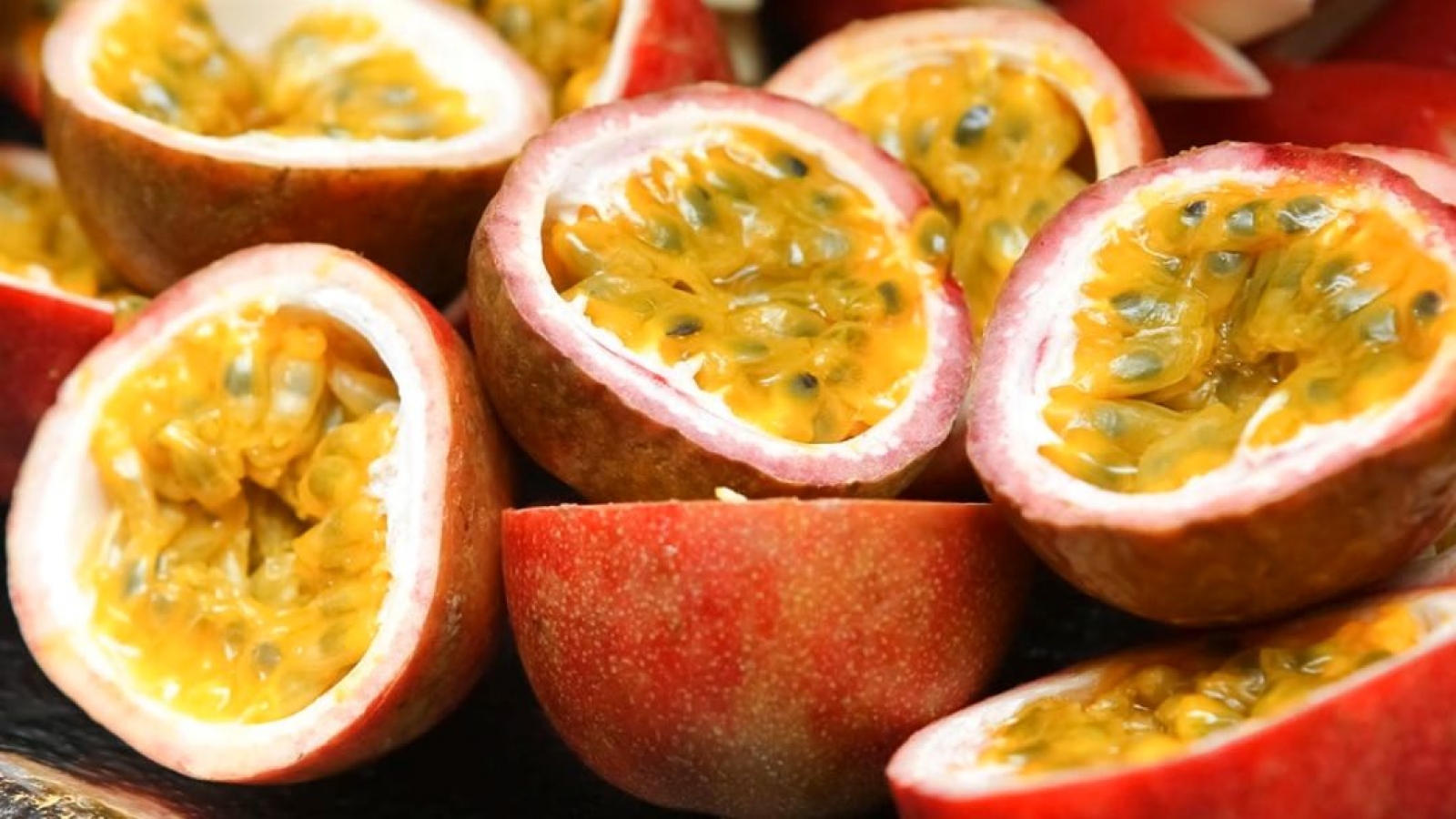 Vietnam passion fruit, pomelo gain wider export opportunities