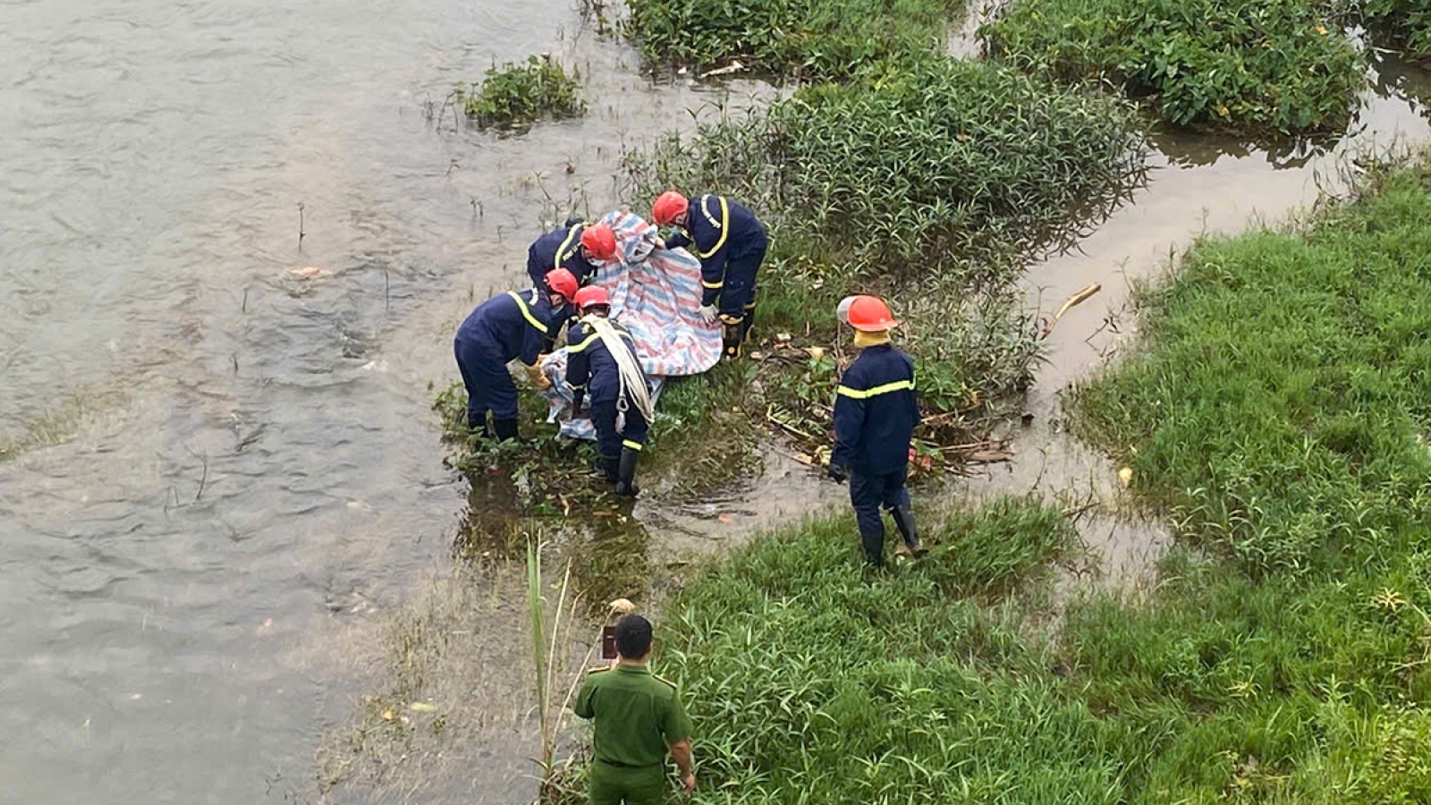 Phát hiện thi thể nam giới trên sông Cầu ở Thái Nguyên