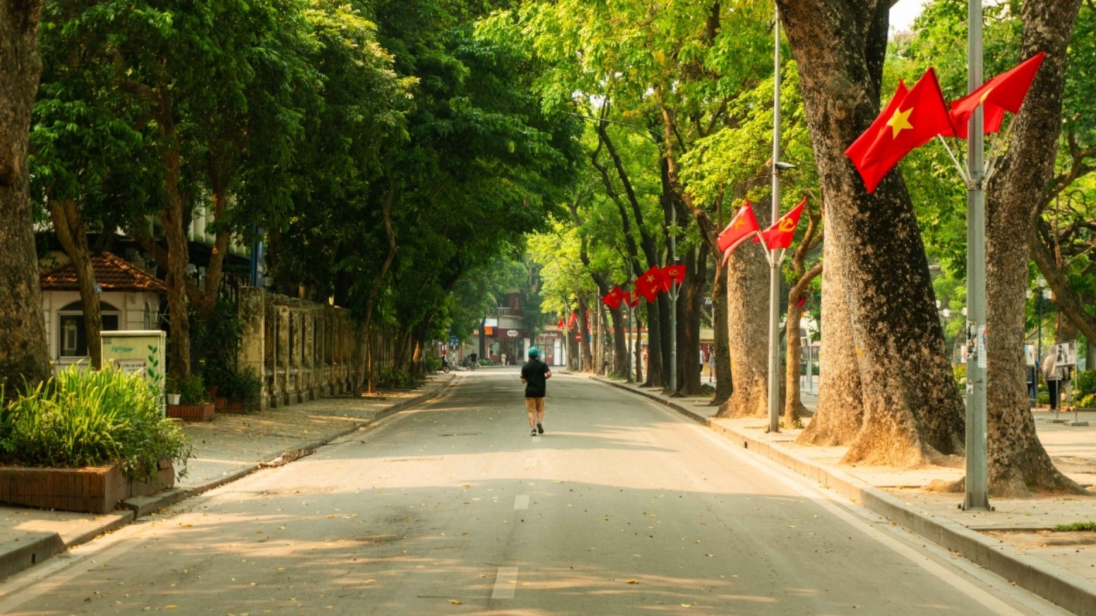 Dự báo thời tiết dịp nghỉ lễ Quốc khánh 2/9: Bắc Bộ mưa dông, Trung Bộ nắng nóng