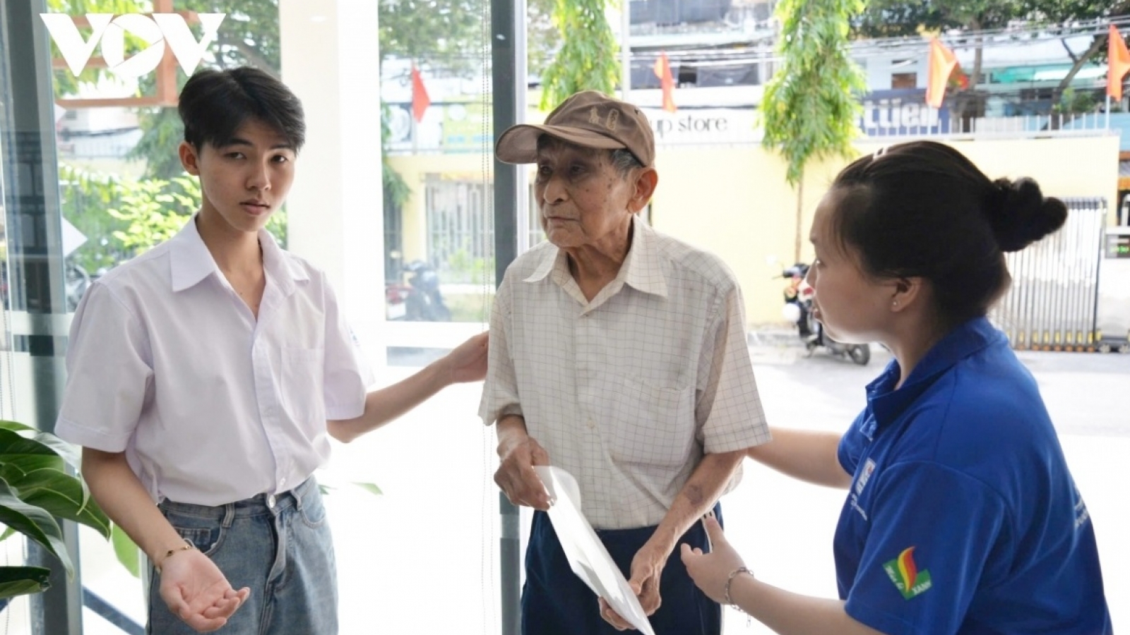 Lấy người dân làm thước đo cuối cùng của mọi quyết sách