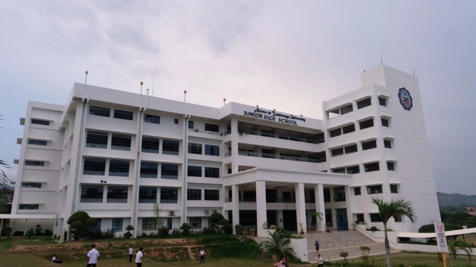 Xả súng tại trường học Philippines: Tình hình đã được kiểm soát