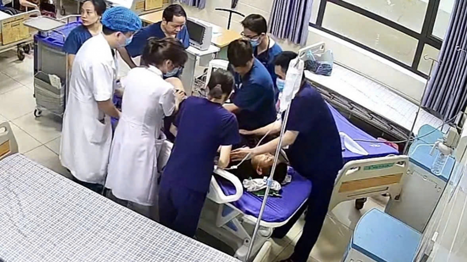 Sự cố y khoa tại Phú Thọ: Bệnh nhi 8 tuổi tử vong sau phẫu thuật viêm ruột thừa