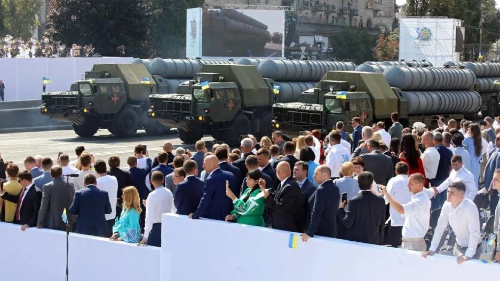 Ukraine tìm “phao cứu sinh” S-300 giữa cơn khủng hoảng Patriot