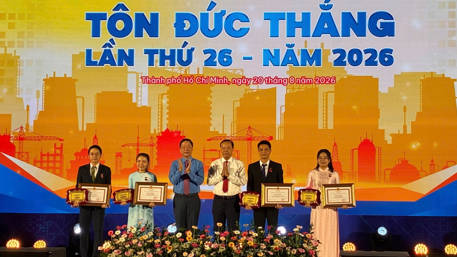 Vinh danh 11 kỹ sư, công nhân có sáng kiến làm lợi hàng tỉ đồng cho doanh nghiệp