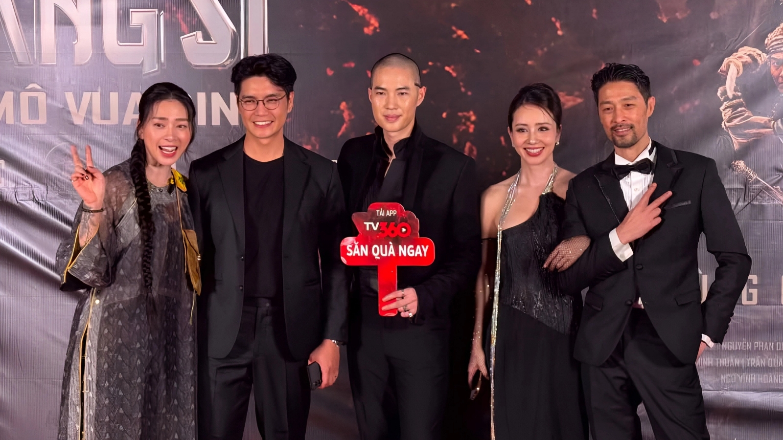 Sao Việt 26-8: Ngô Thanh Vân - Johnny Trí Nguyễn hội ngộ