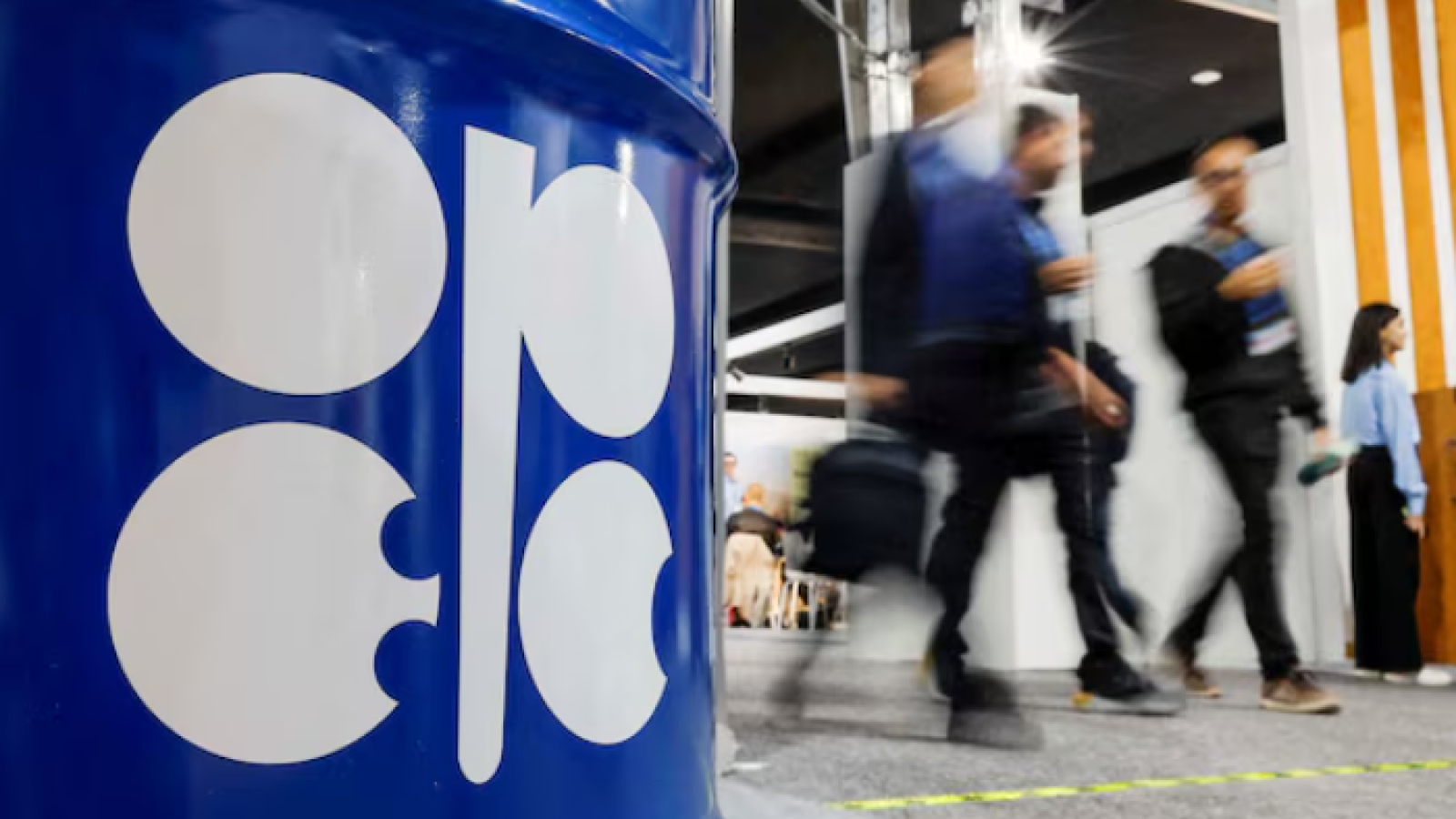 OPEC+ nhất trí tăng sản lượng dầu trong tháng 9