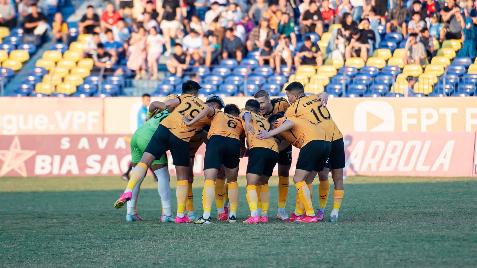 Chuyển nhượng V-League 2026/2027 mới nhất: CLB Thanh Hóa đón tin vui