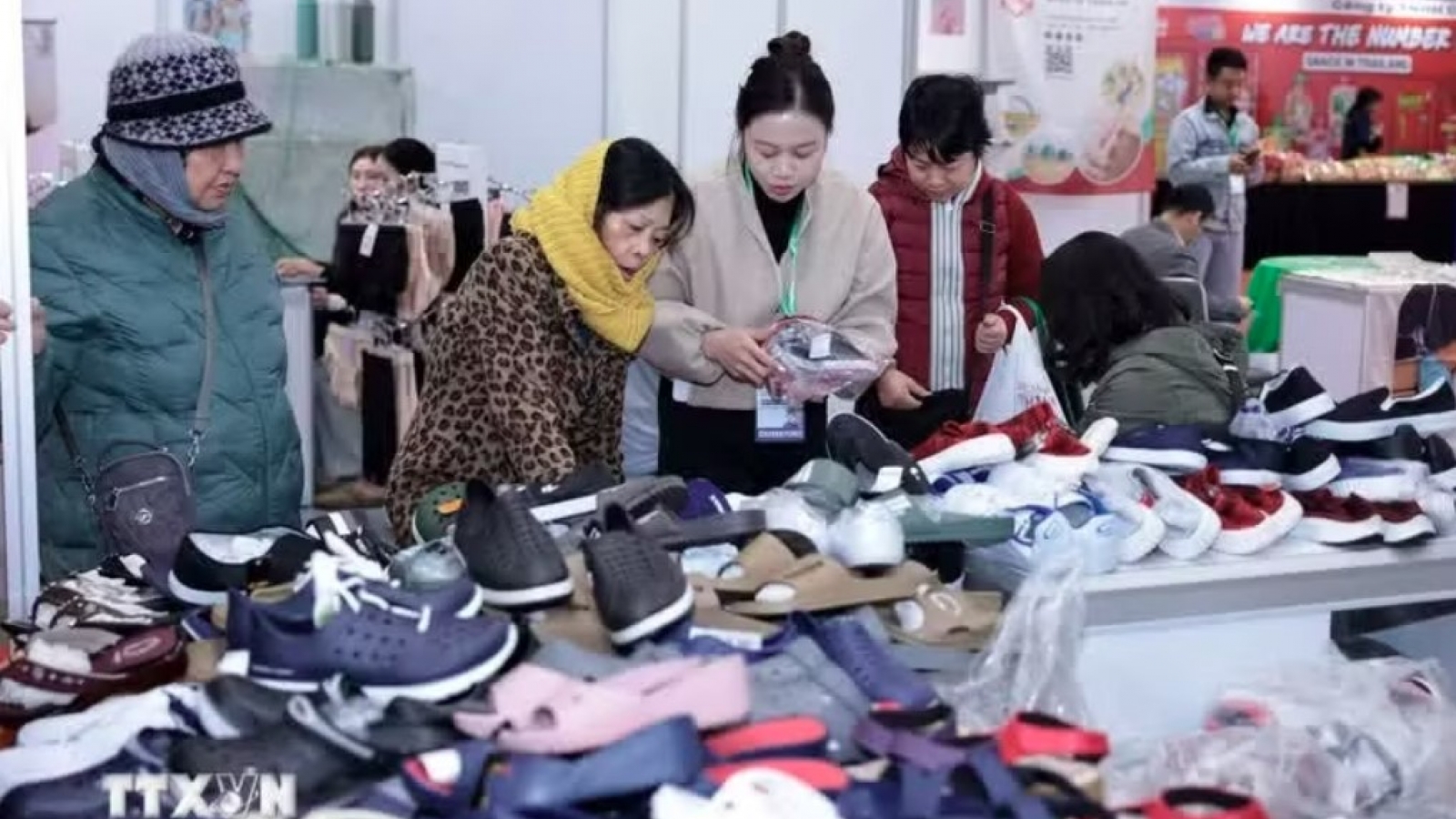 Thai businesses see Vietnam as gateway to European market