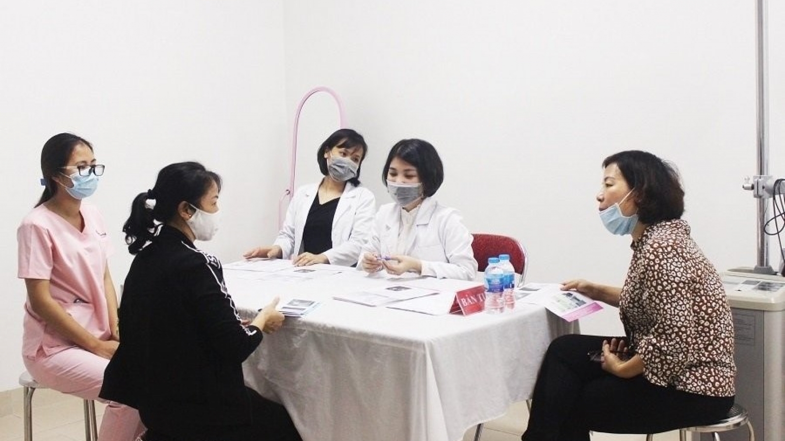 Bộ Y tế hướng dẫn quy trình khám sàng lọc ung thư vú tại tuyến xã